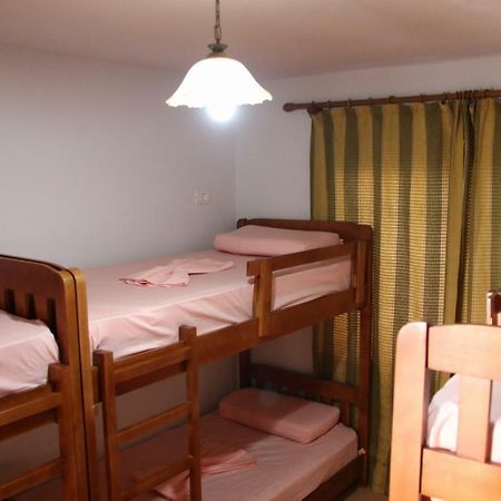 טיראנה Eden Hostel מראה חיצוני תמונה