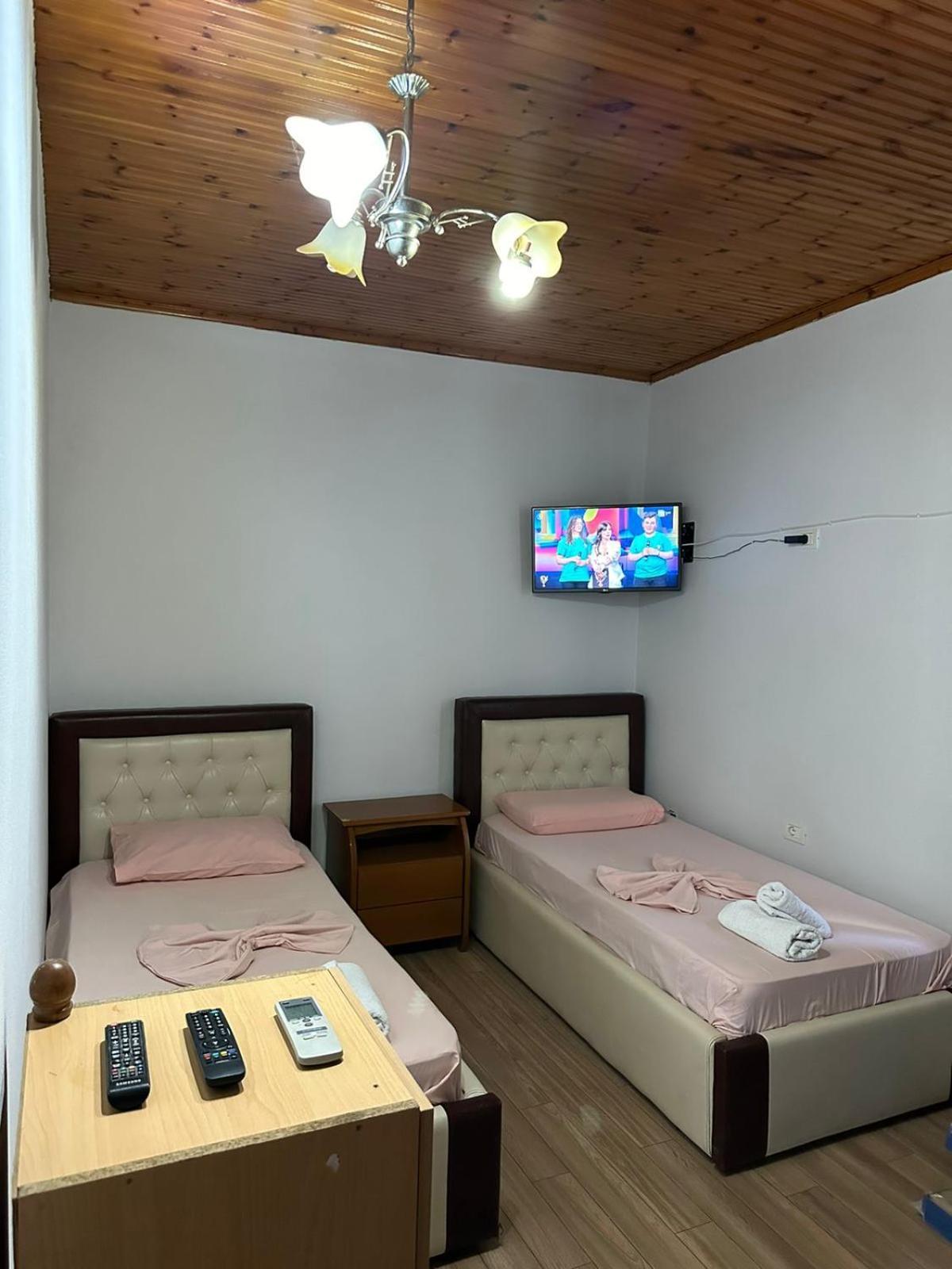 טיראנה Eden Hostel מראה חיצוני תמונה