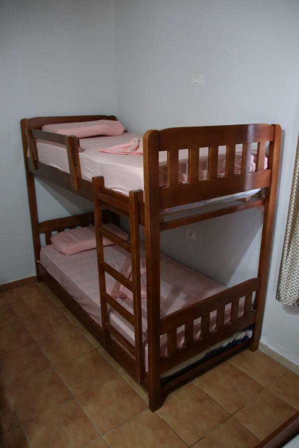 טיראנה Eden Hostel מראה חיצוני תמונה