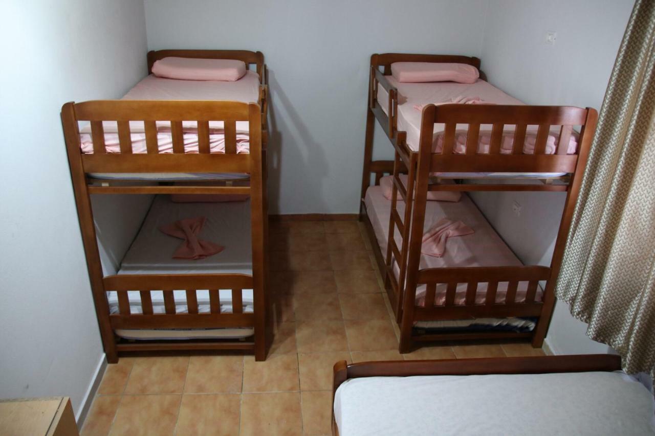 טיראנה Eden Hostel מראה חיצוני תמונה